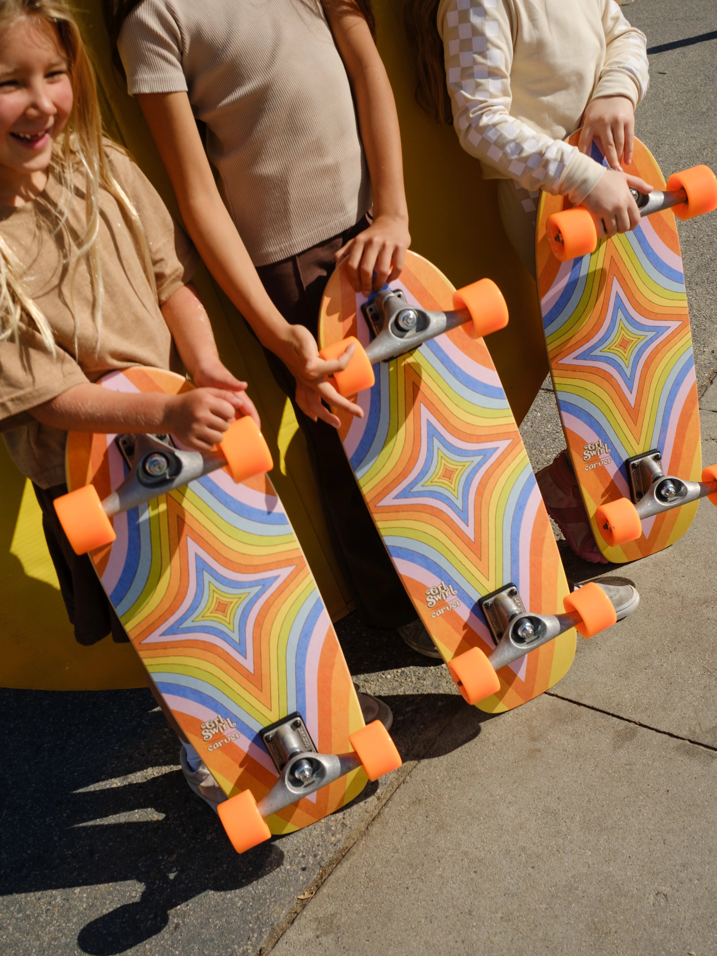 GRLSWIRL 28" Daydream | Carver Surfskate Complete